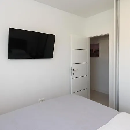 Neretva Valley - Heated Pool דירה Metković