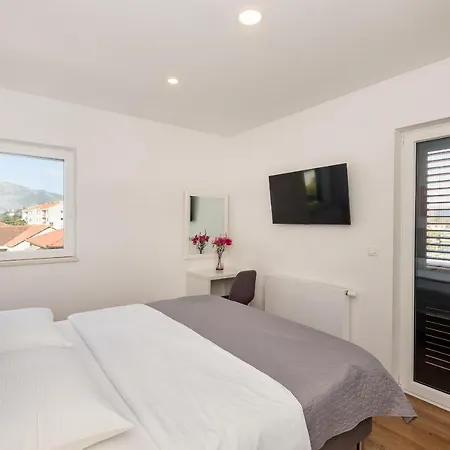 Neretva Valley - Heated Pool