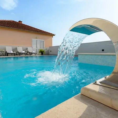 Neretva Valley - Heated Pool