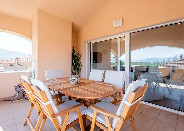 Neretva Valley - Heated Pool